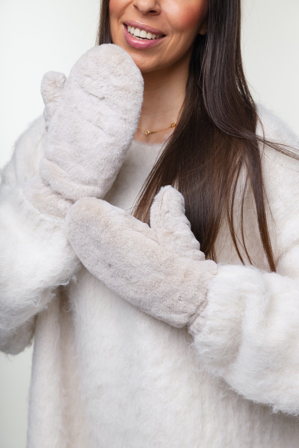 Barney Cream Gloves