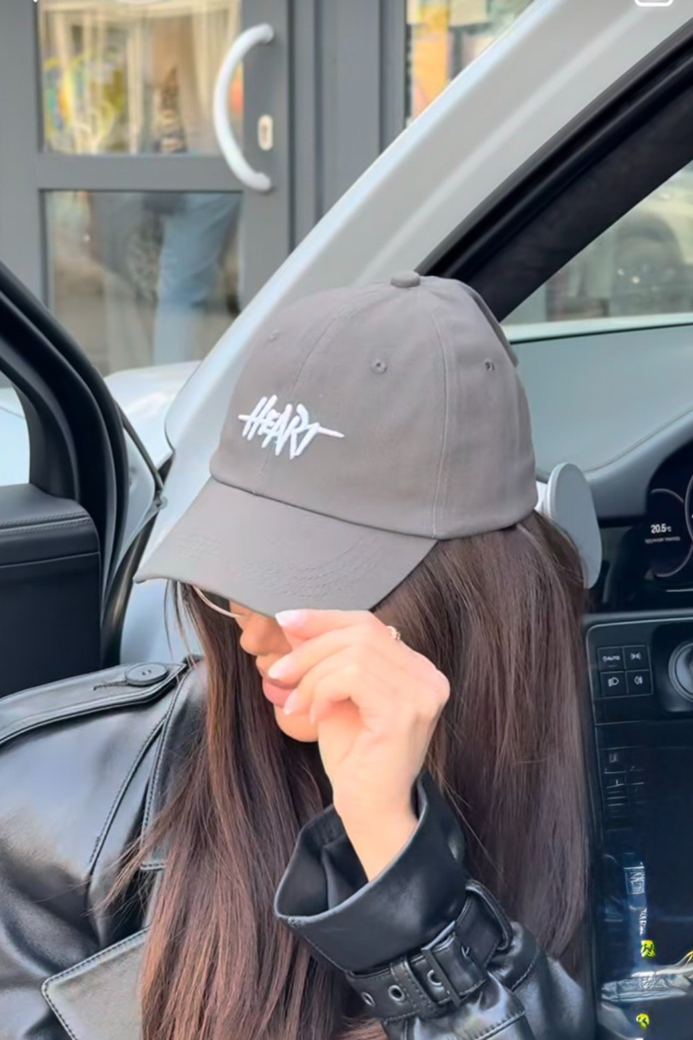 Кепка Heart Сіра