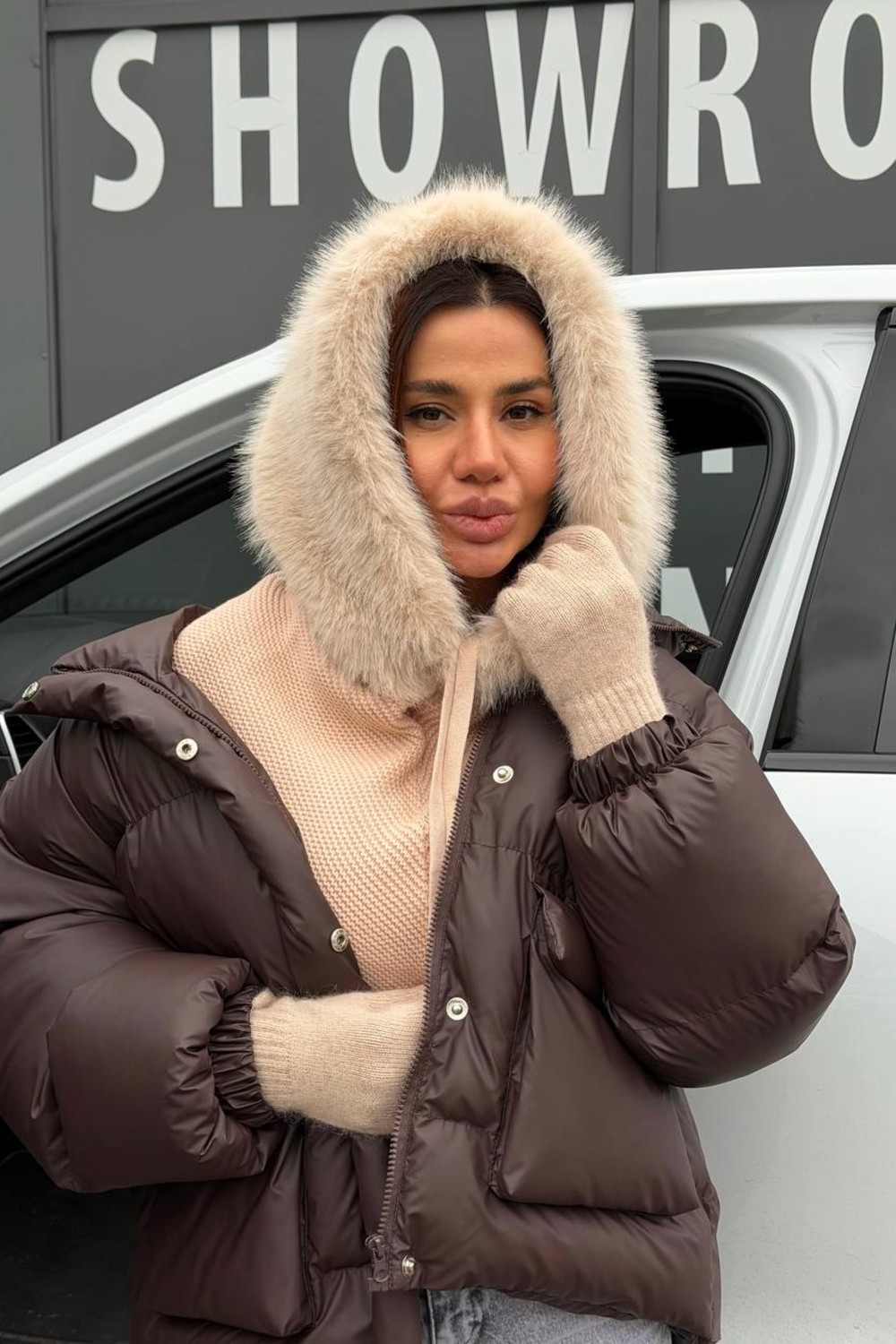 Капор Маді Хутро Св.Беж