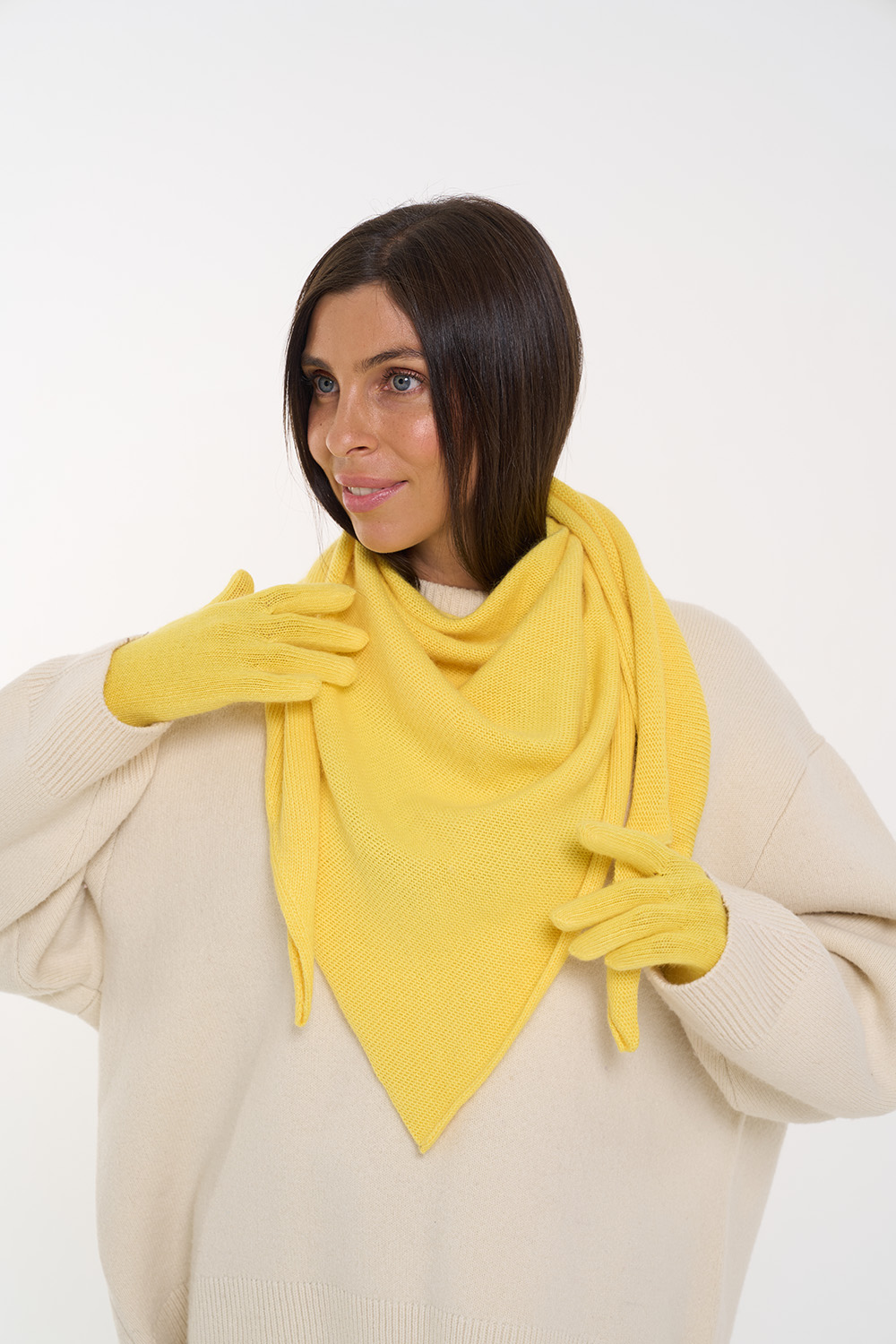 Bactus 77 with added wool Yellow